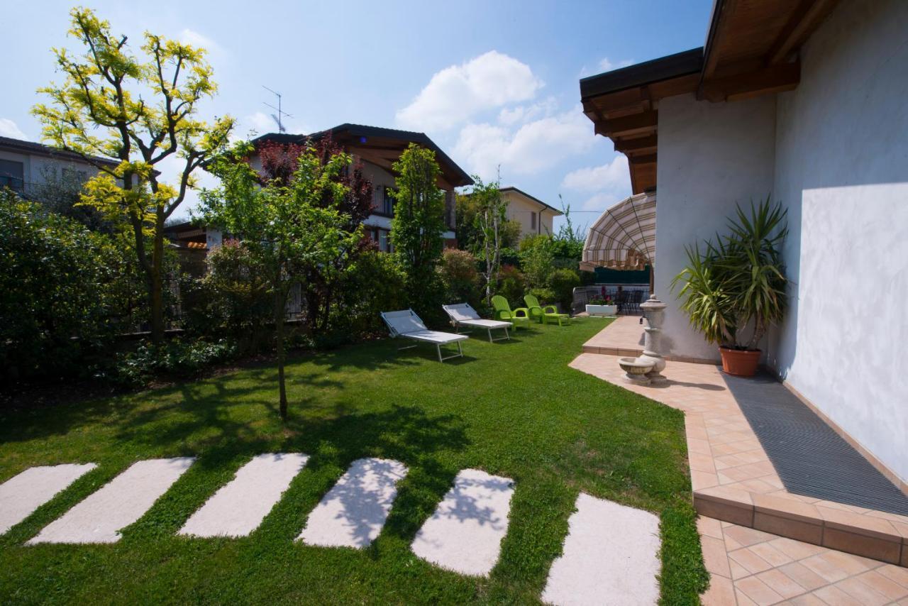 مبيت وإفطار ديسينسانو ديل غاردا La Casa Di Pimpi المظهر الخارجي الصورة