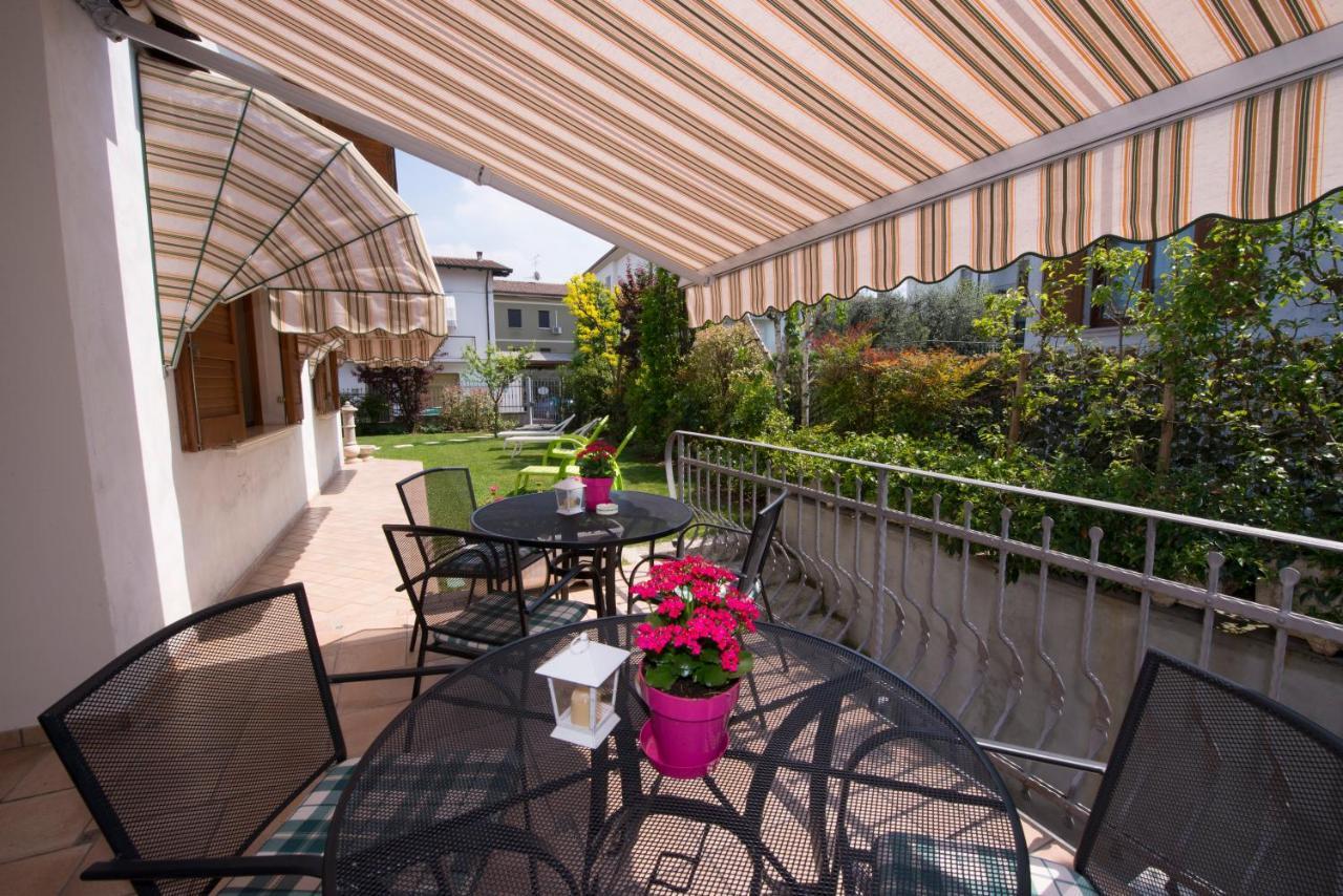 مبيت وإفطار ديسينسانو ديل غاردا La Casa Di Pimpi المظهر الخارجي الصورة