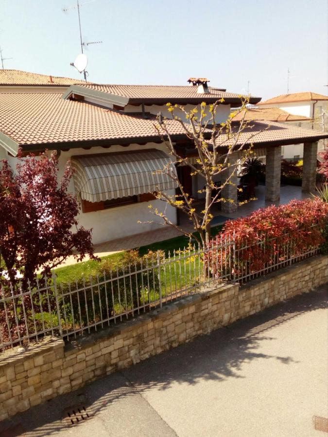 مبيت وإفطار ديسينسانو ديل غاردا La Casa Di Pimpi المظهر الخارجي الصورة